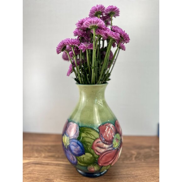 Vintage William Moorcroft Vase Clematis Made in England 9.75" Tall - Picture 3 of 12